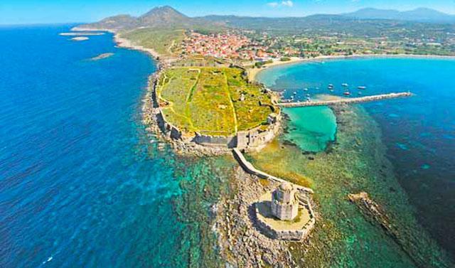 Finiki Plaza Aparthotel Methoni  Exterior photo